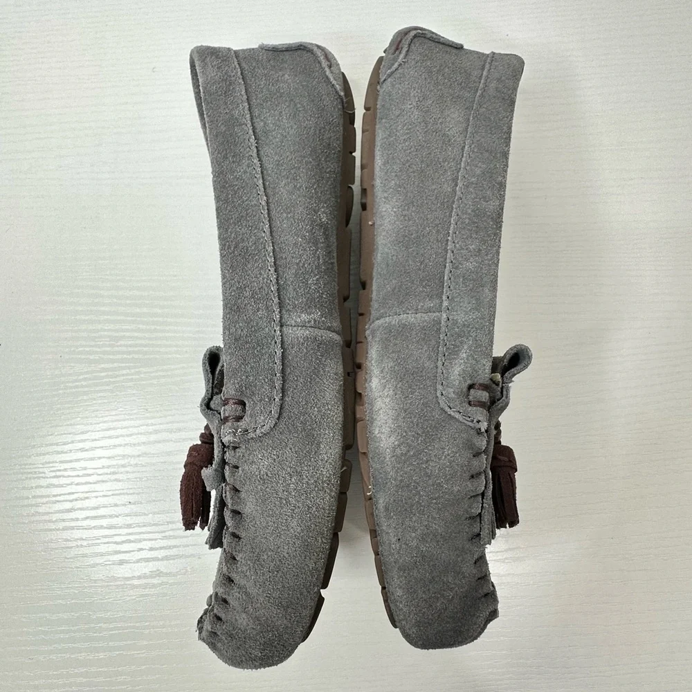 UGG Women’s Lizzy Mocassin Slip On Shoes Size 7 - Picture 8 of 12
